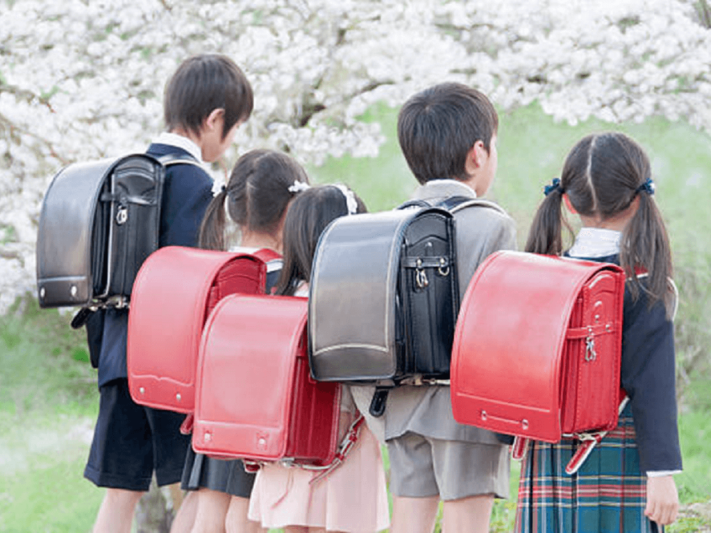 Randoseru”ー a Japanese backpack for elementary school children 